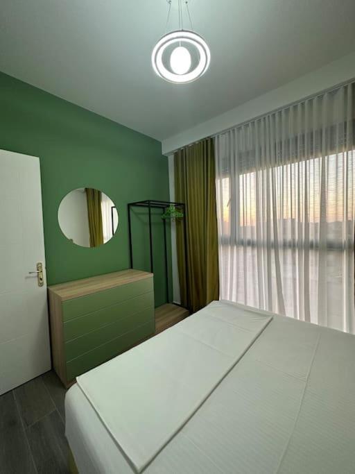 Modern Cozy In Appartement Tirana